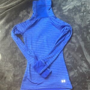 XS Dark blue under armour long sleeve shirt